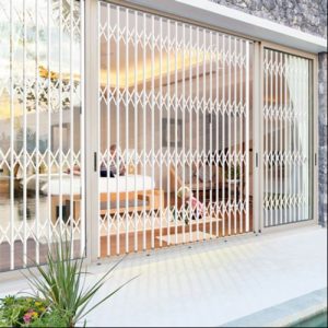 Retractable security gates
