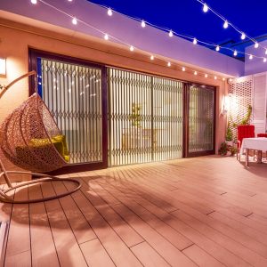 Retractable security gates
